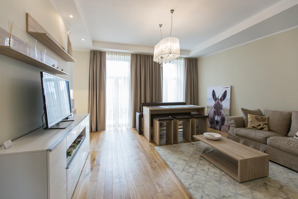 Riga Lux Apartments - Ernesta, Free Parking Стая снимка