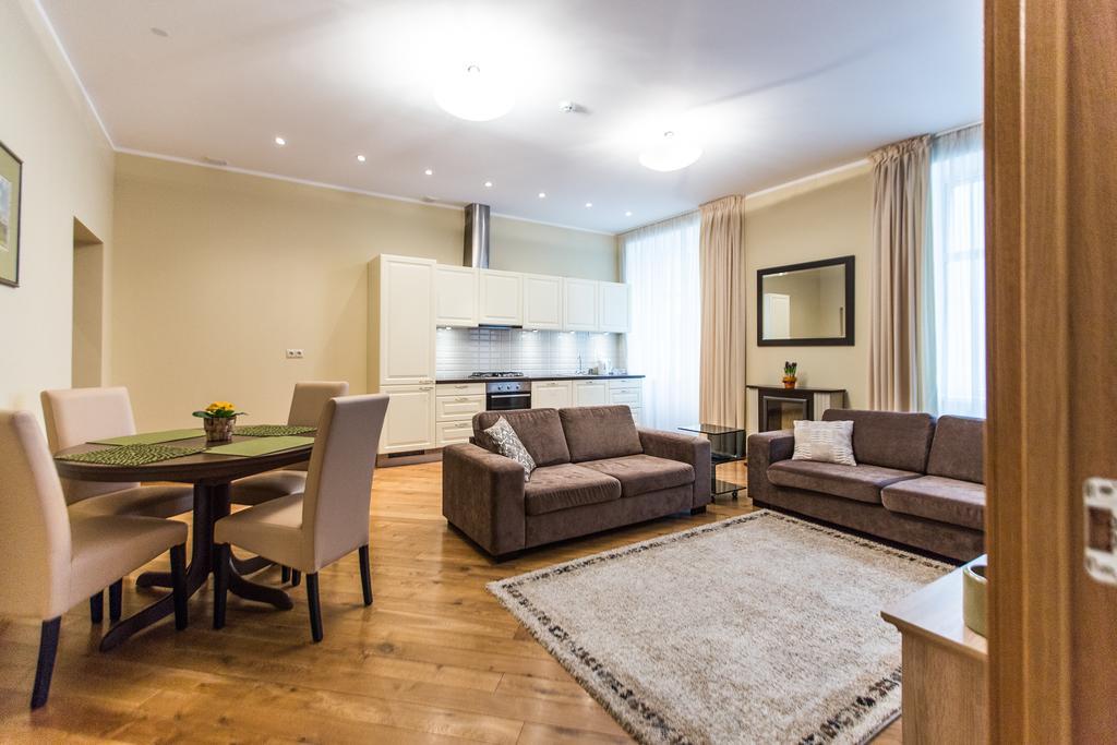 Riga Lux Apartments - Ernesta, Free Parking Екстериор снимка