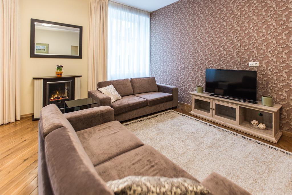Riga Lux Apartments - Ernesta, Free Parking Екстериор снимка