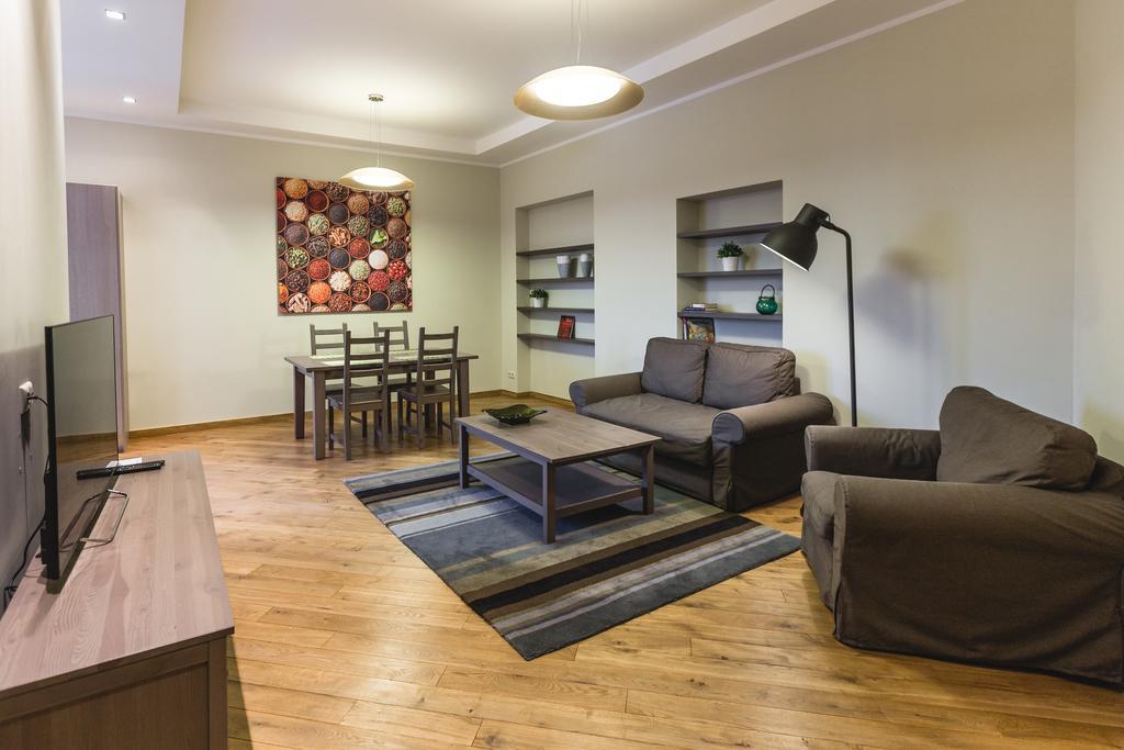 Riga Lux Apartments - Ernesta, Free Parking Екстериор снимка